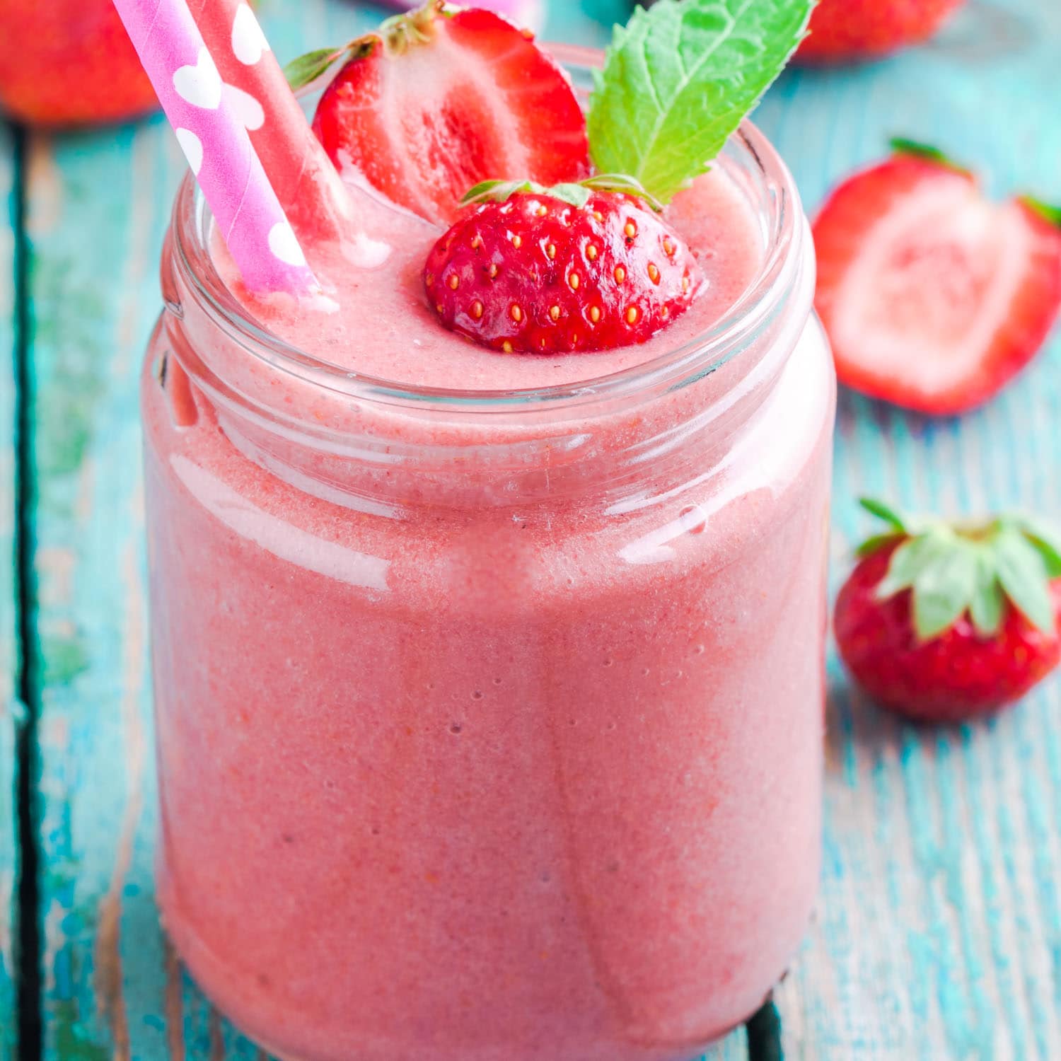 Creamy & Zesty: The Ultimate Strawberry Banana Pineapple Smoothie